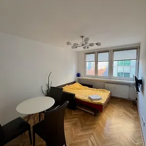 Sliska Location, High Standard Warszawa